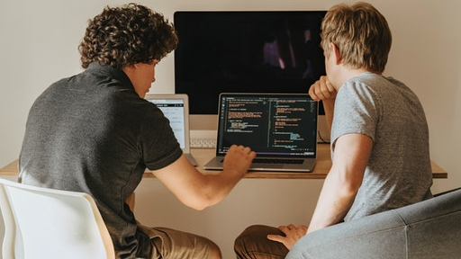 Python代码阅读（第27篇）：将变量名转换成驼峰形式